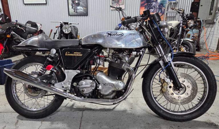 1974 Norton 850 Commando