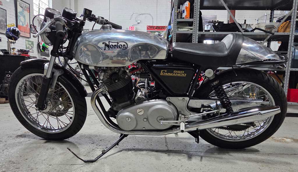 1974 Norton 850 Commando
